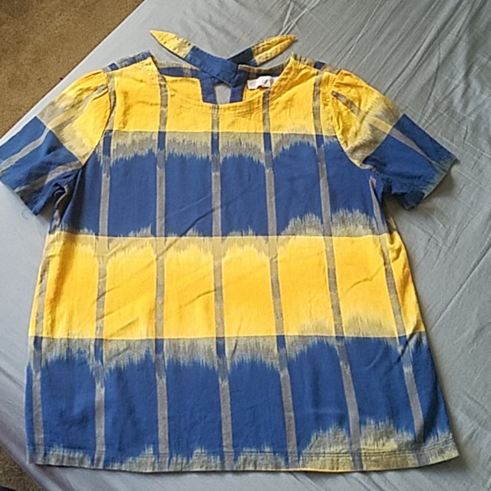 Tie back Loft top